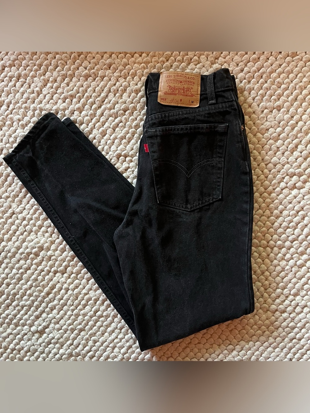 Levi's VINTAGE Black 512 slim tapered 100% cotton